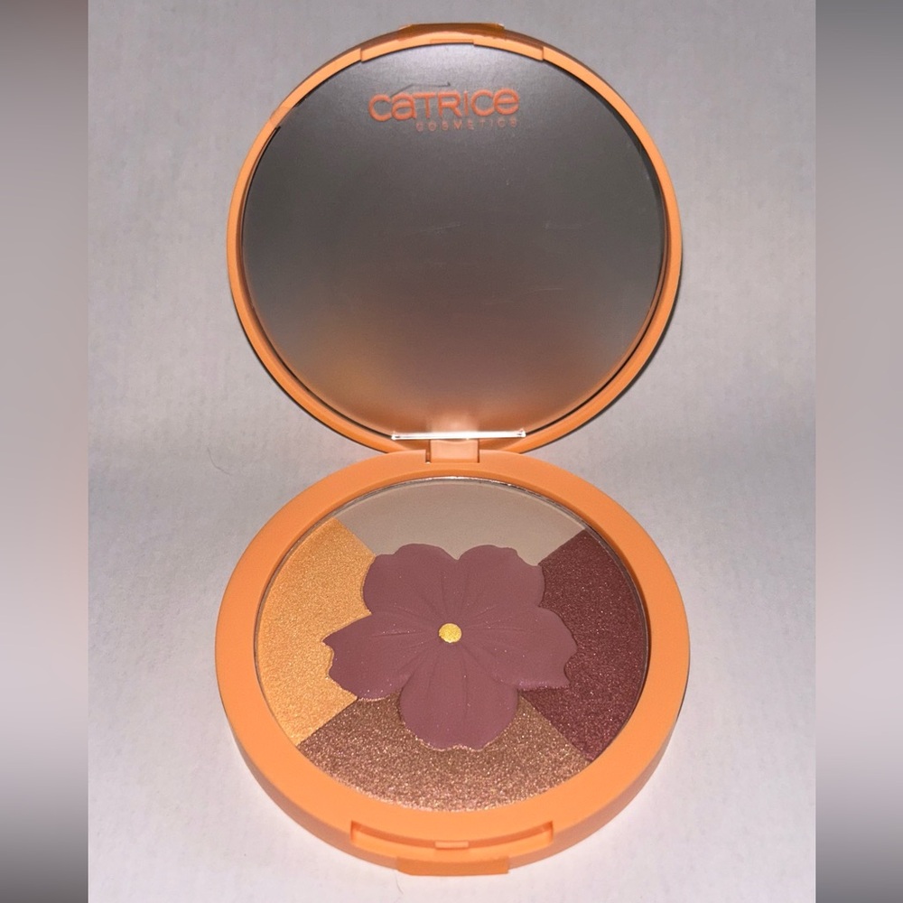 Floral Fusion Eyeshadow Palette - Gold, Brown, Purple